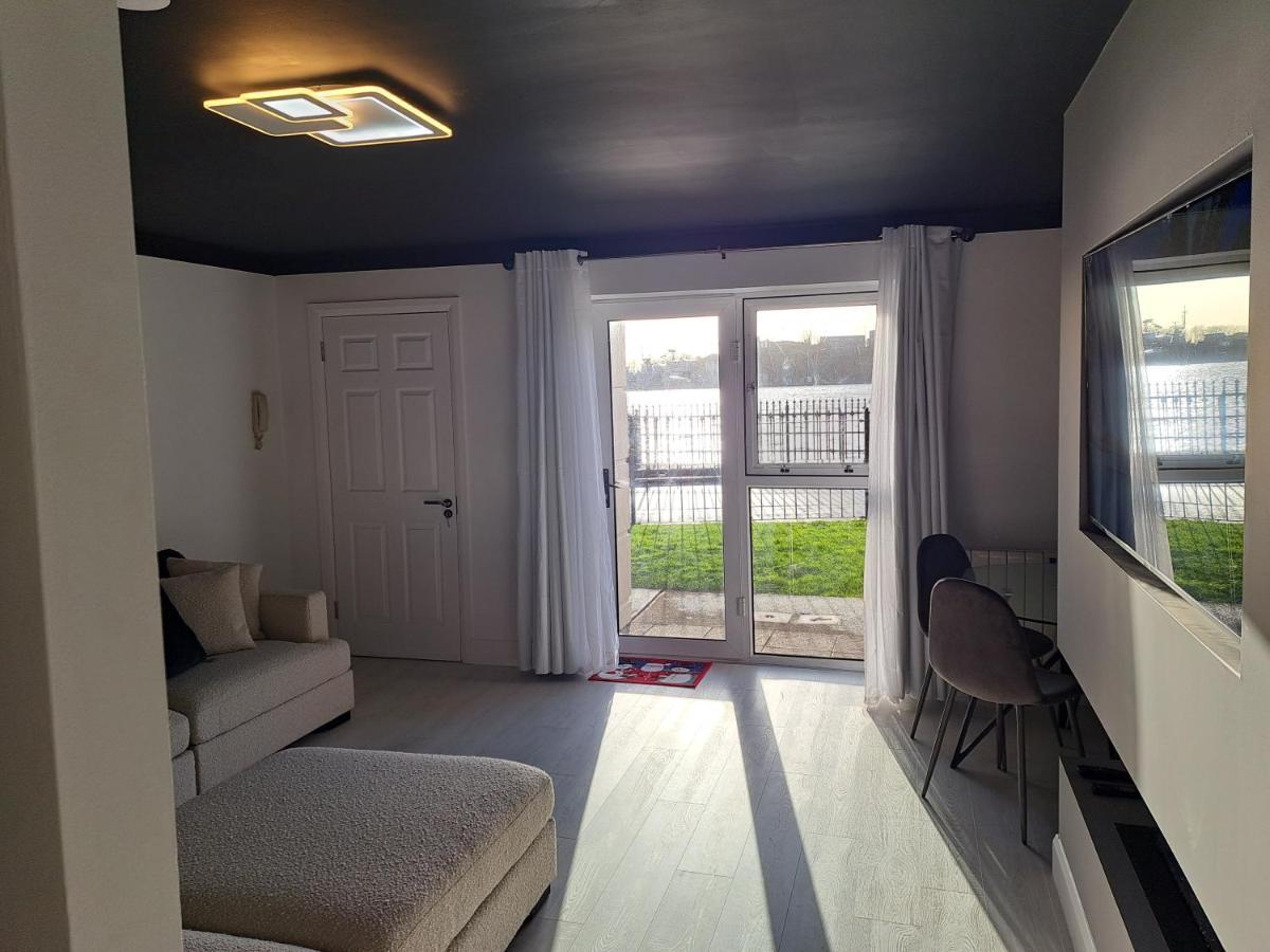 Seaview Apartment Suite Cobh Buitenkant foto