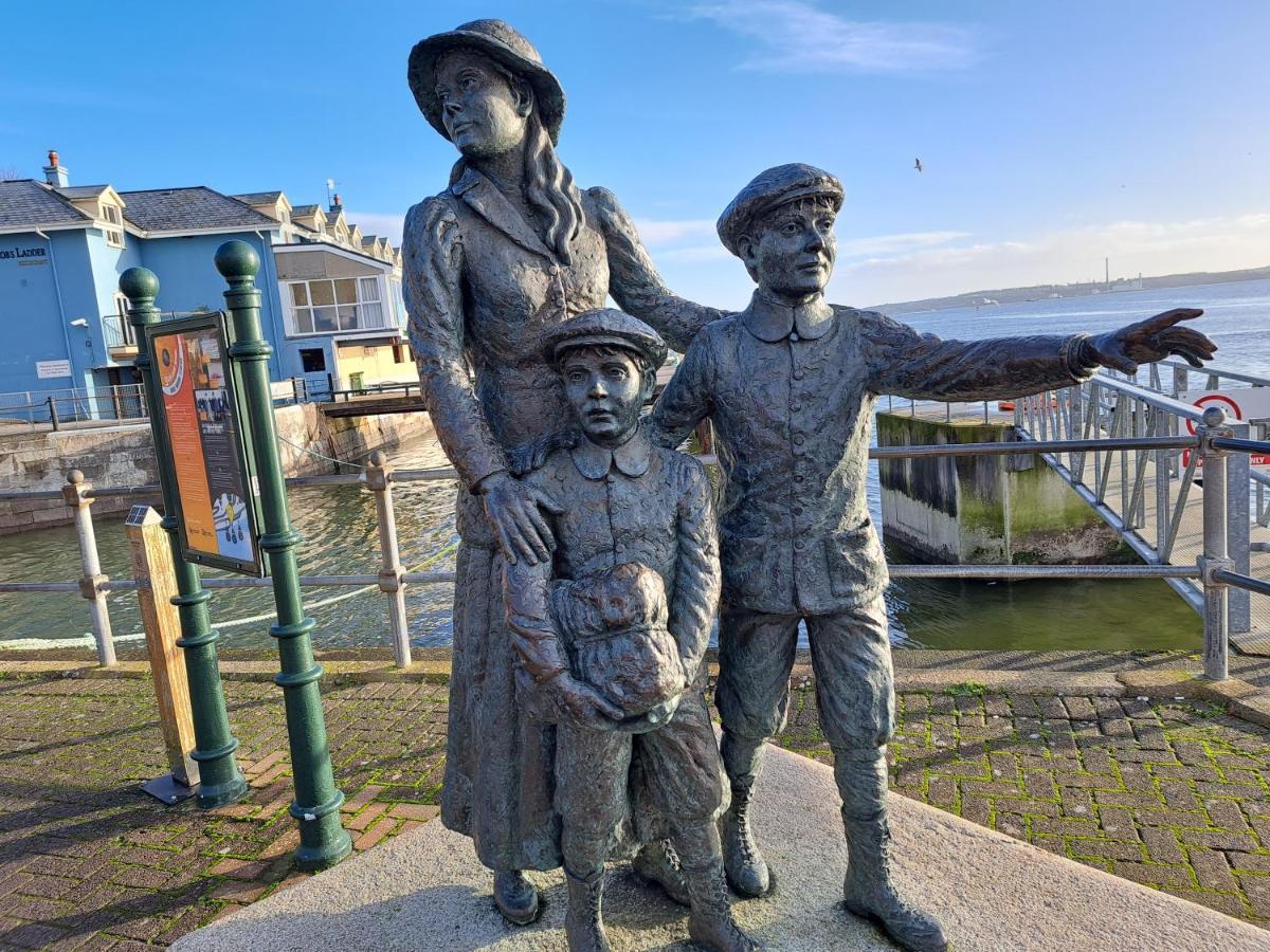 Seaview Apartment Suite Cobh Buitenkant foto