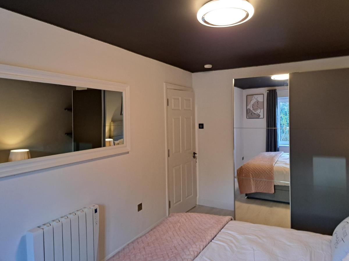 Seaview Apartment Suite Cobh Buitenkant foto