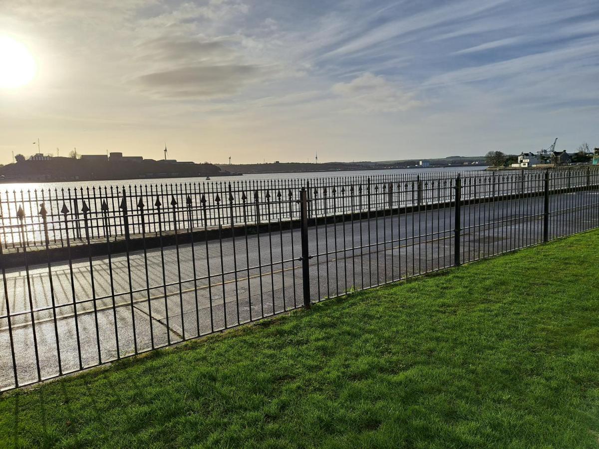 Seaview Apartment Suite Cobh Buitenkant foto